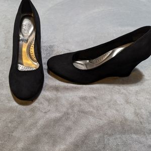 Women's DexFlex Comfort Wedge Heels